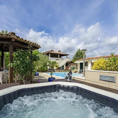 Villa Zatka In Zatka Cepic - Haus Fuer 6 Personen Krsan