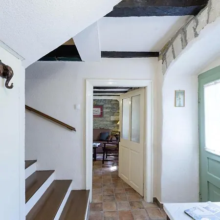 Villa Zatka In Zatka Cepic - Haus Fuer 6 Personen