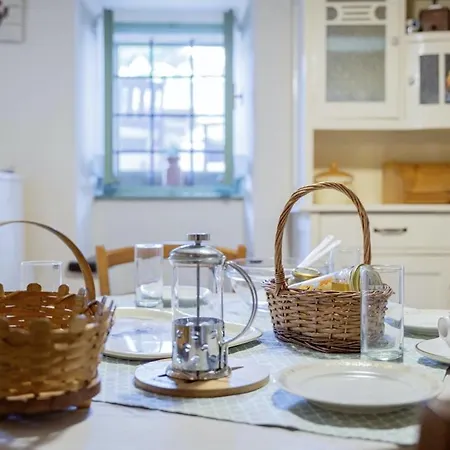Villa Zatka In Zatka Cepic - Haus Fuer 6 Personen *