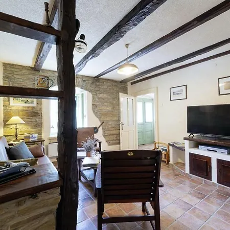 Villa Zatka In Zatka Cepic - Haus Fuer 6 Personen