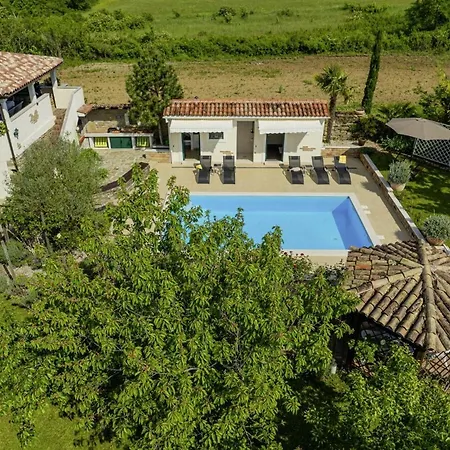 Villa Zatka In Zatka Cepic - Haus Fuer 6 Personen Krsan