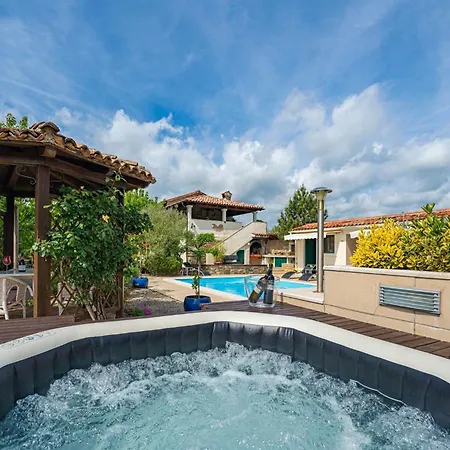 Zatka In Zatka Cepic - Haus Fuer 6 Personen Villa *