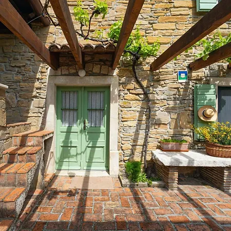 Villa Zatka In Zatka Cepic - Haus Fuer 6 Personen