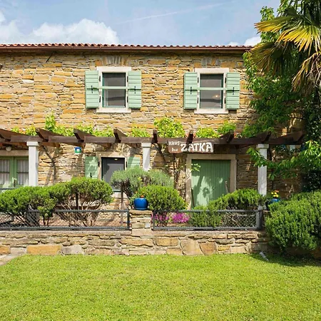 Villa Zatka In Zatka Cepic - Haus Fuer 6 Personen *
