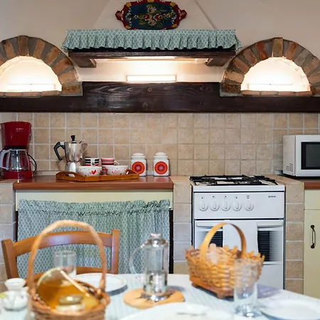 Zatka In Zatka Cepic - Haus Fuer 6 Personen Villa