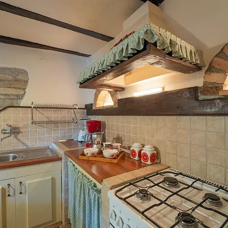 Villa Zatka In Zatka Cepic - Haus Fuer 6 Personen *