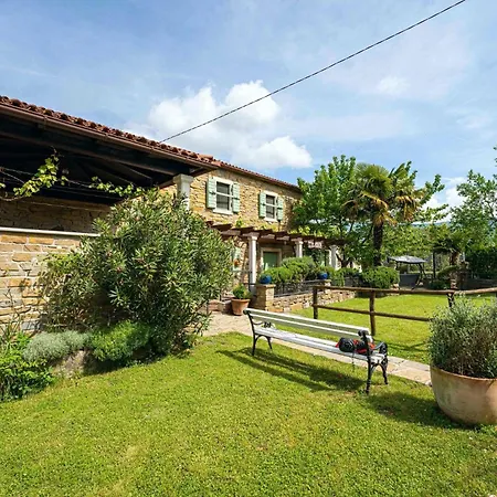 Villa Zatka In Zatka Cepic - Haus Fuer 6 Personen